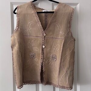 Embroidered Beige Vest with Floral Design